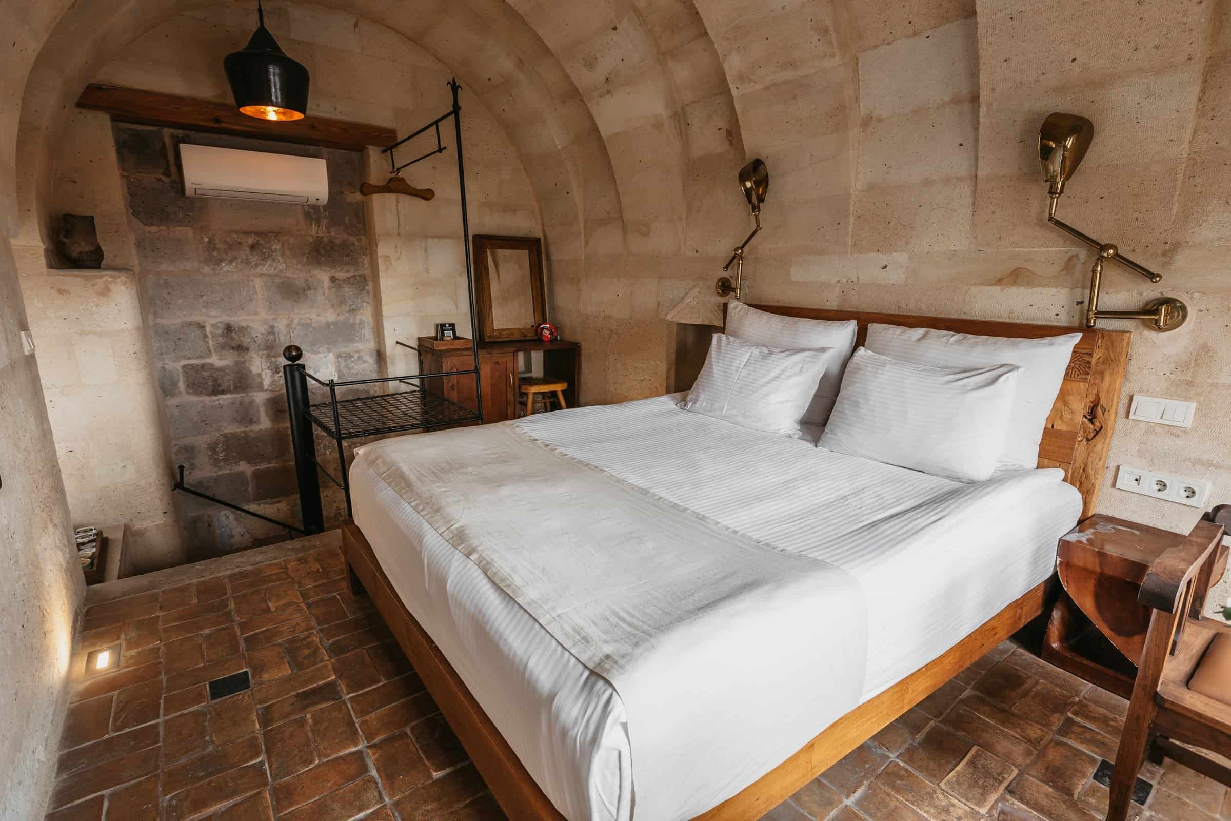 Millstone Cave Suites Standard Room