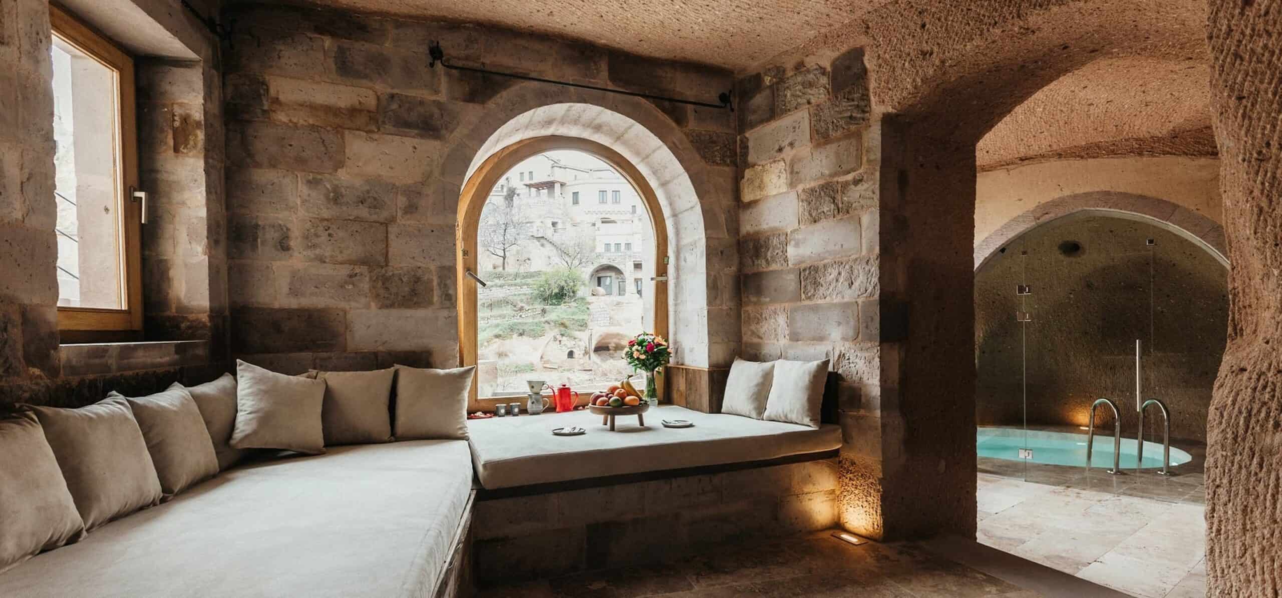 Millstone Cave Suite: A spacious suite featuring a cave room and an indoor cave pool.